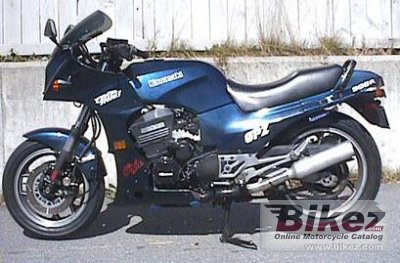 1985 Kawasaki GPZ 900 R photo